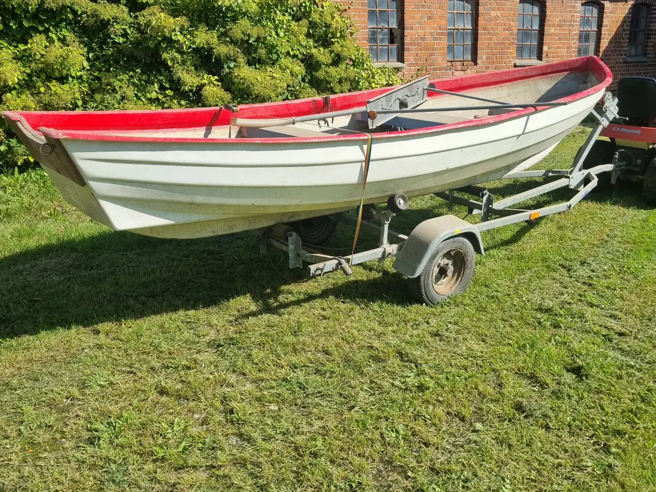 Billede 2 - Jolle, Trailer og bådmotor