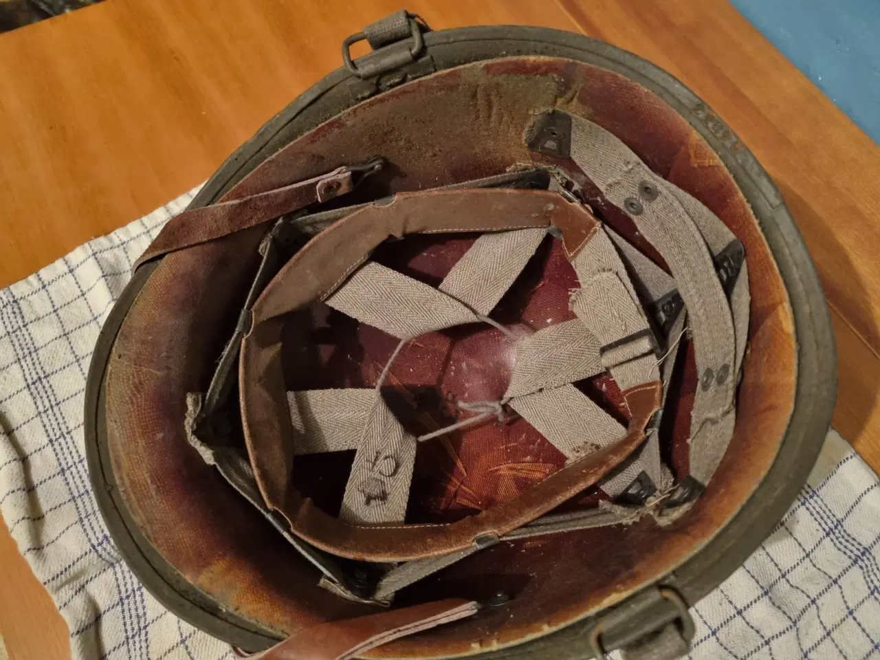 Billede 12 - Ægte militær stål hjelme