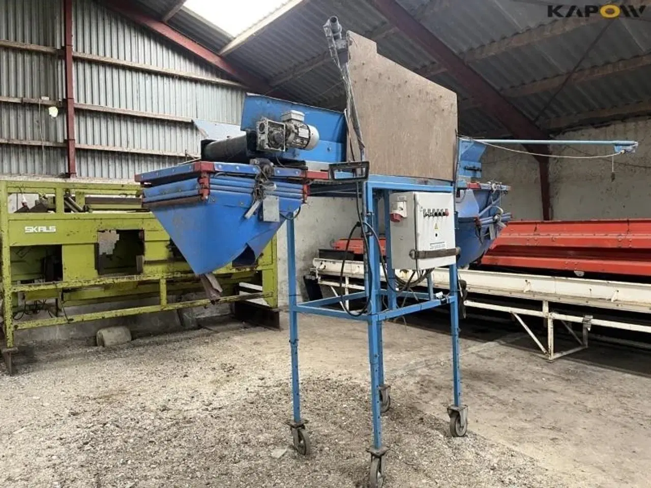 Billede 5 - - - - Kasse fylder