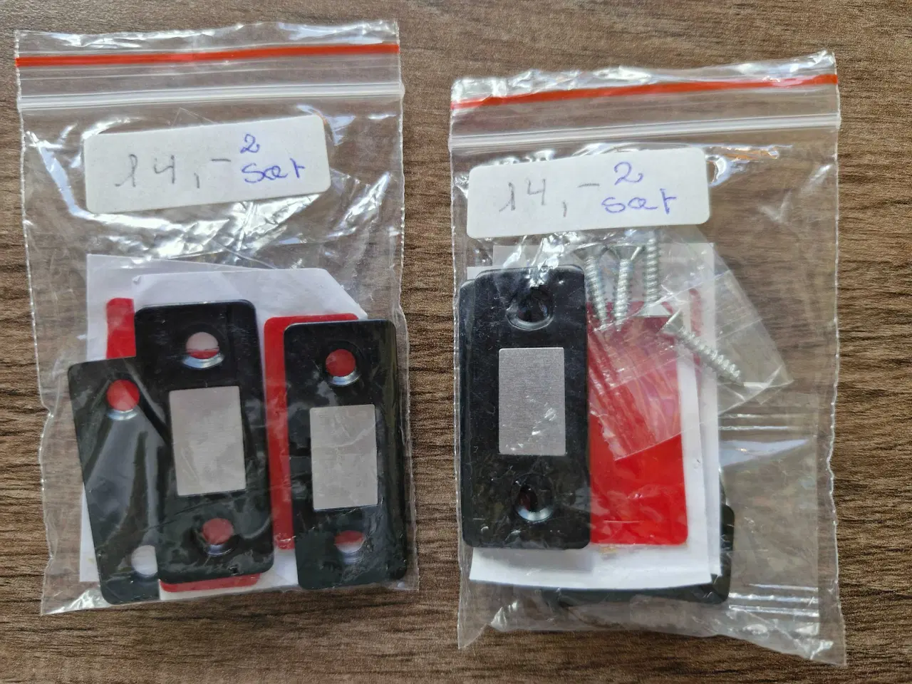 Billede 3 - Magneter til skabe og skuffer mm.