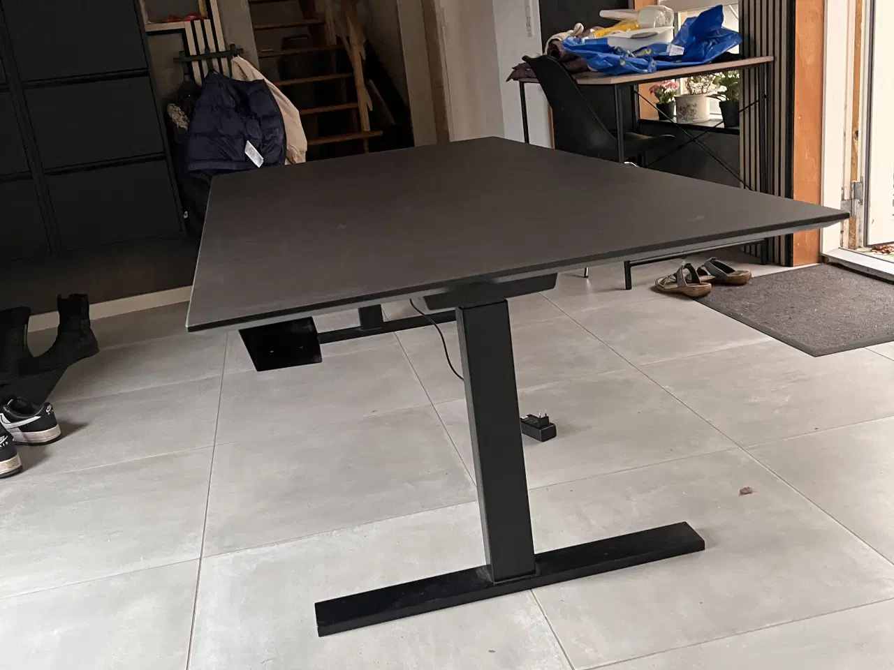 Billede 4 - Stort hæve/sænkebord i god kvalitet