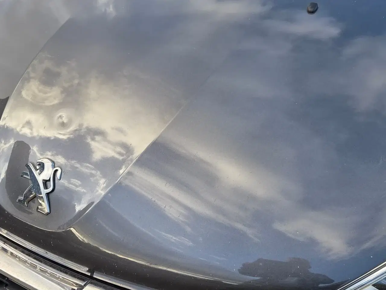 Billede 17 - Peugeot 208 1,5 BlueHDi 100 Signature Sky