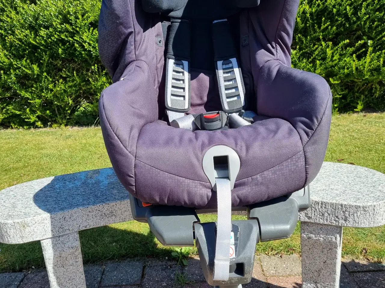 Billede 1 - Rømer safefix autostol 9-18 kg