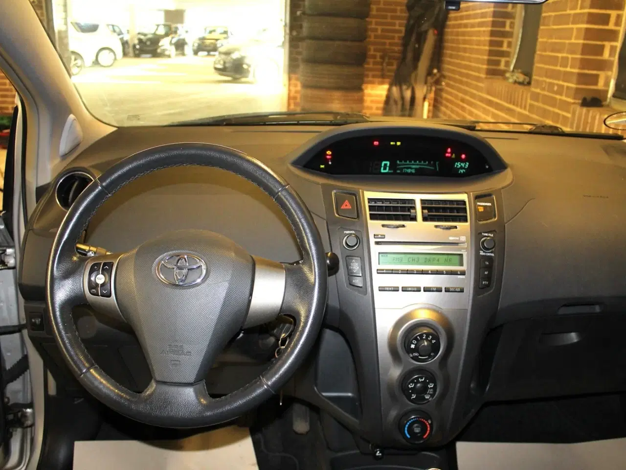 Billede 7 - Toyota Yaris 1,3 