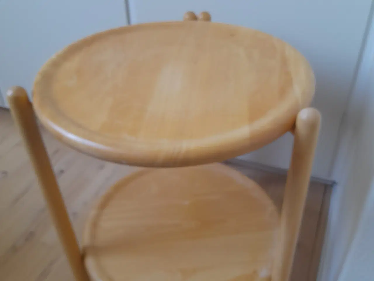 Billede 1 - Bakkebord i bøgetræ