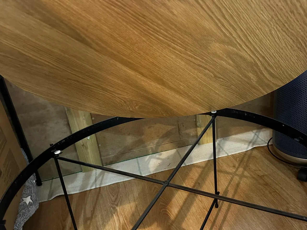 Billede 3 - Sofabord med vendbar bordplade