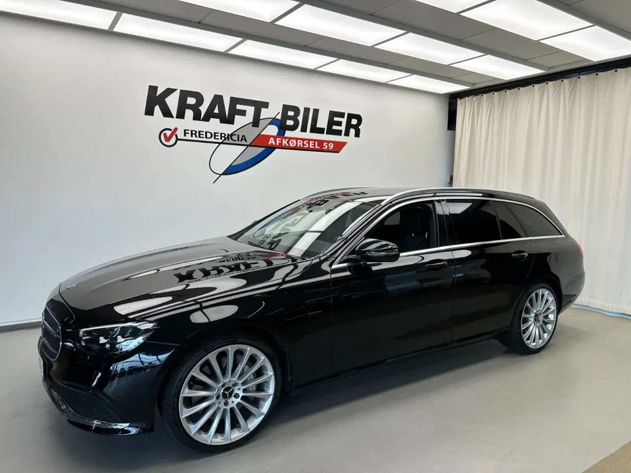 Billede 4 - Mercedes E300 de 2,0 Business stc. aut.
