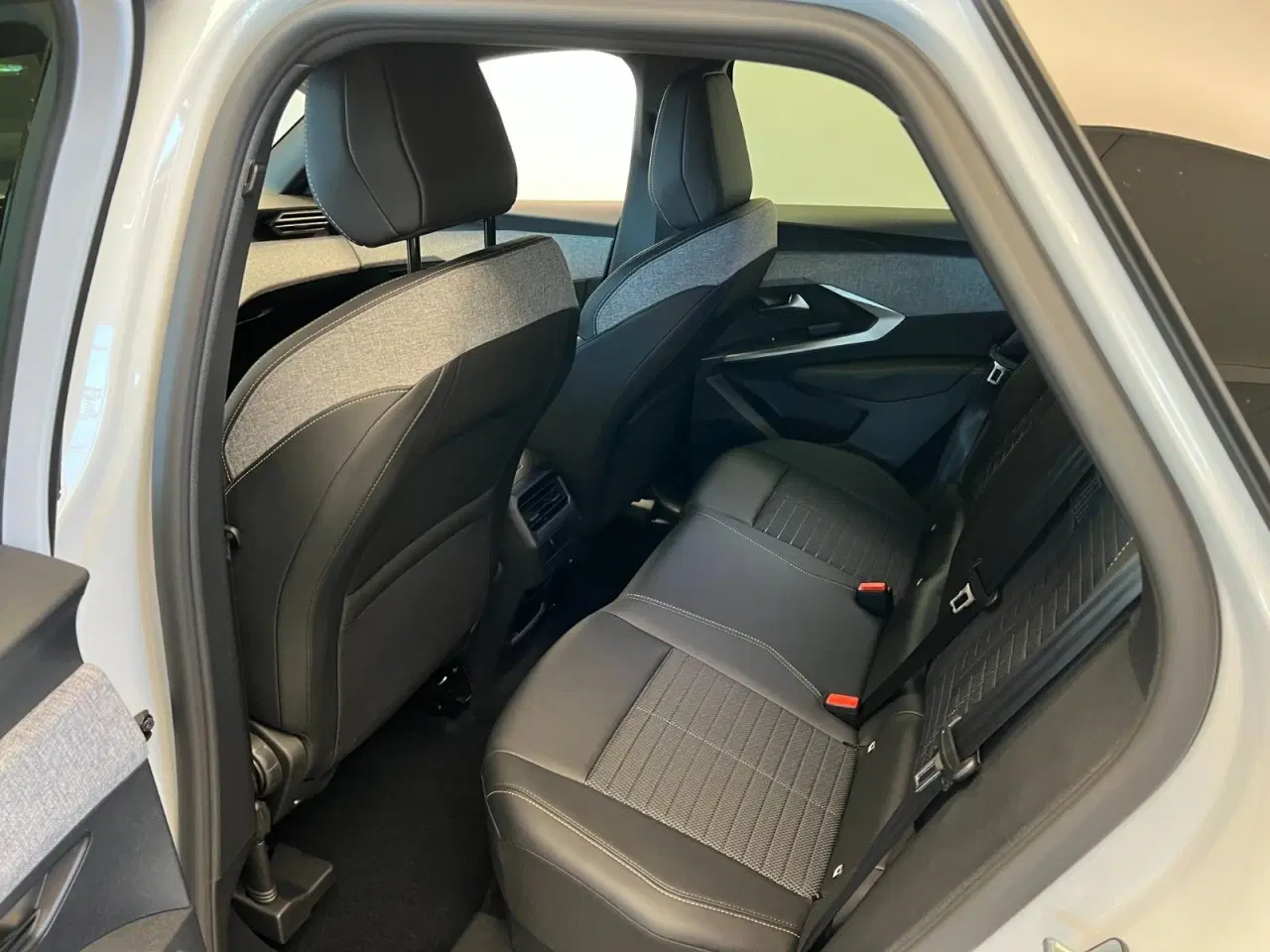 Billede 8 - Peugeot e-3008 77 Allure