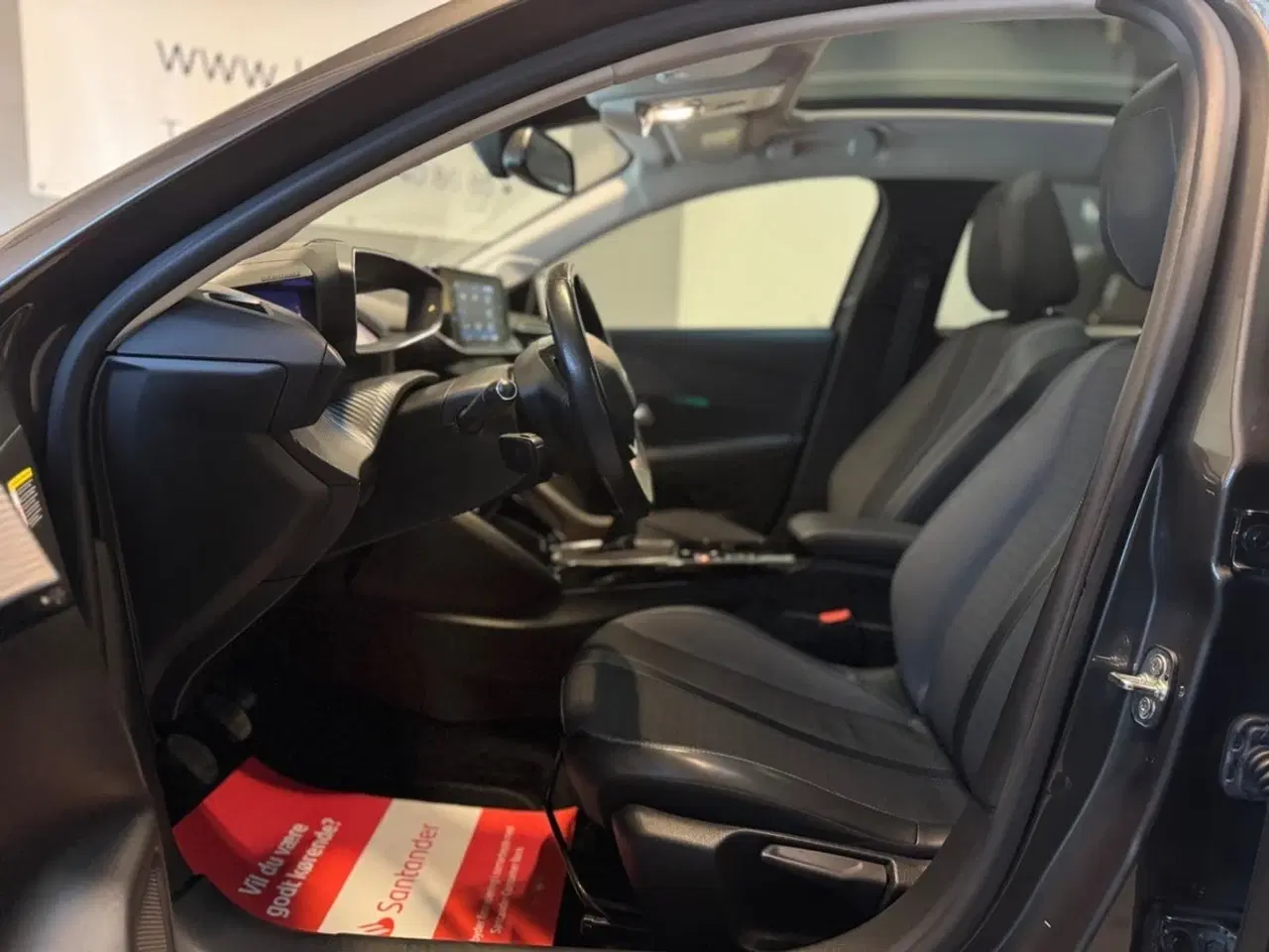 Billede 8 - Peugeot 208 1,5 BlueHDi 100 Allure Sky