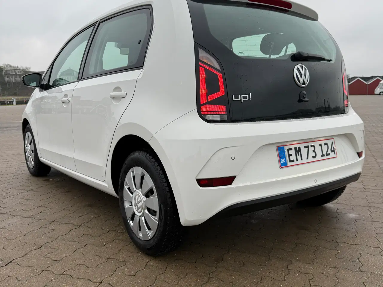 Billede 4 - VW Up! Veludstyret ! 