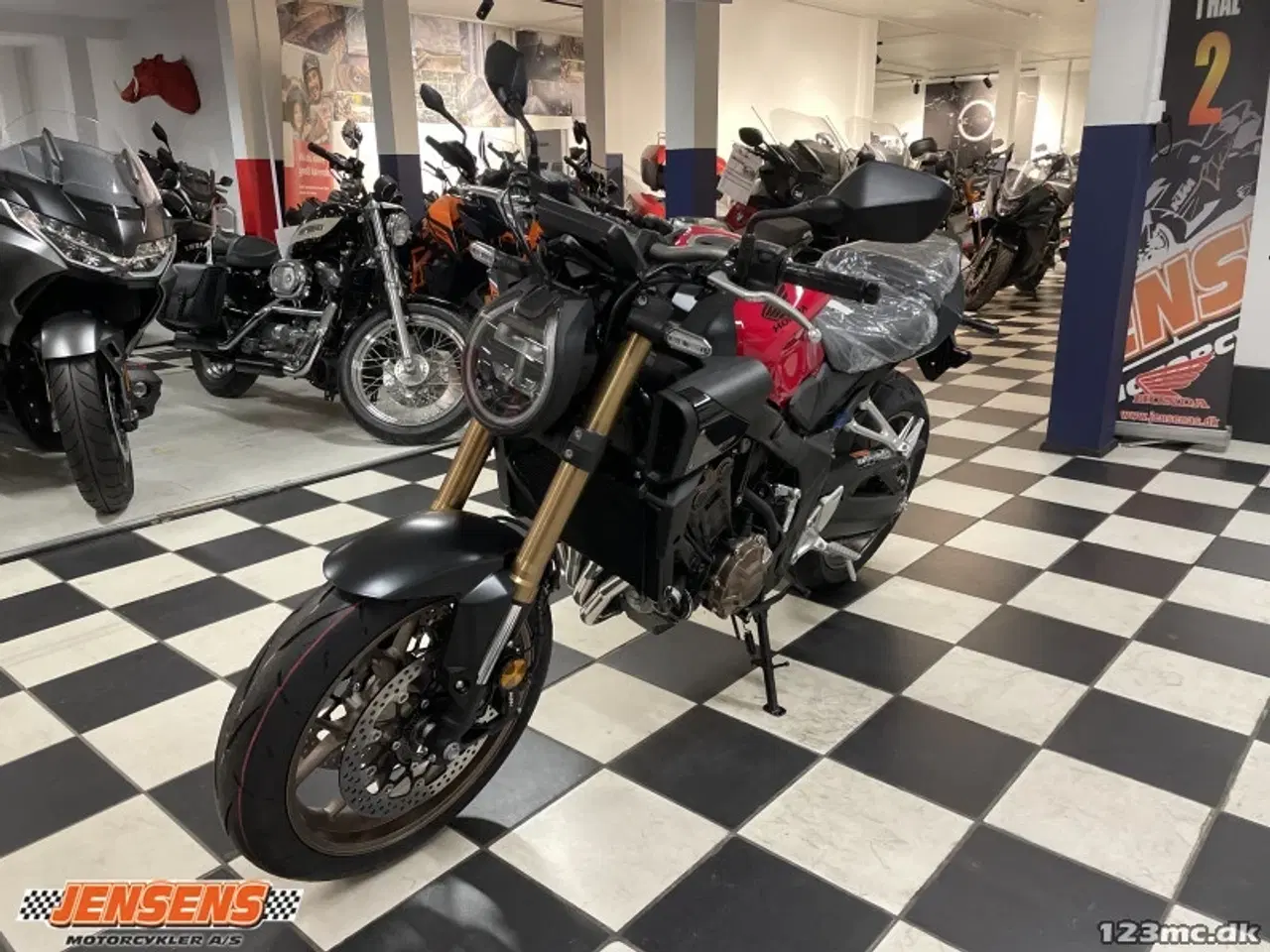 Billede 4 - Honda CB 650 R E-Clutch