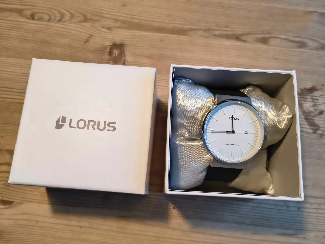 Billede 1 - Nyt Lorus herreur