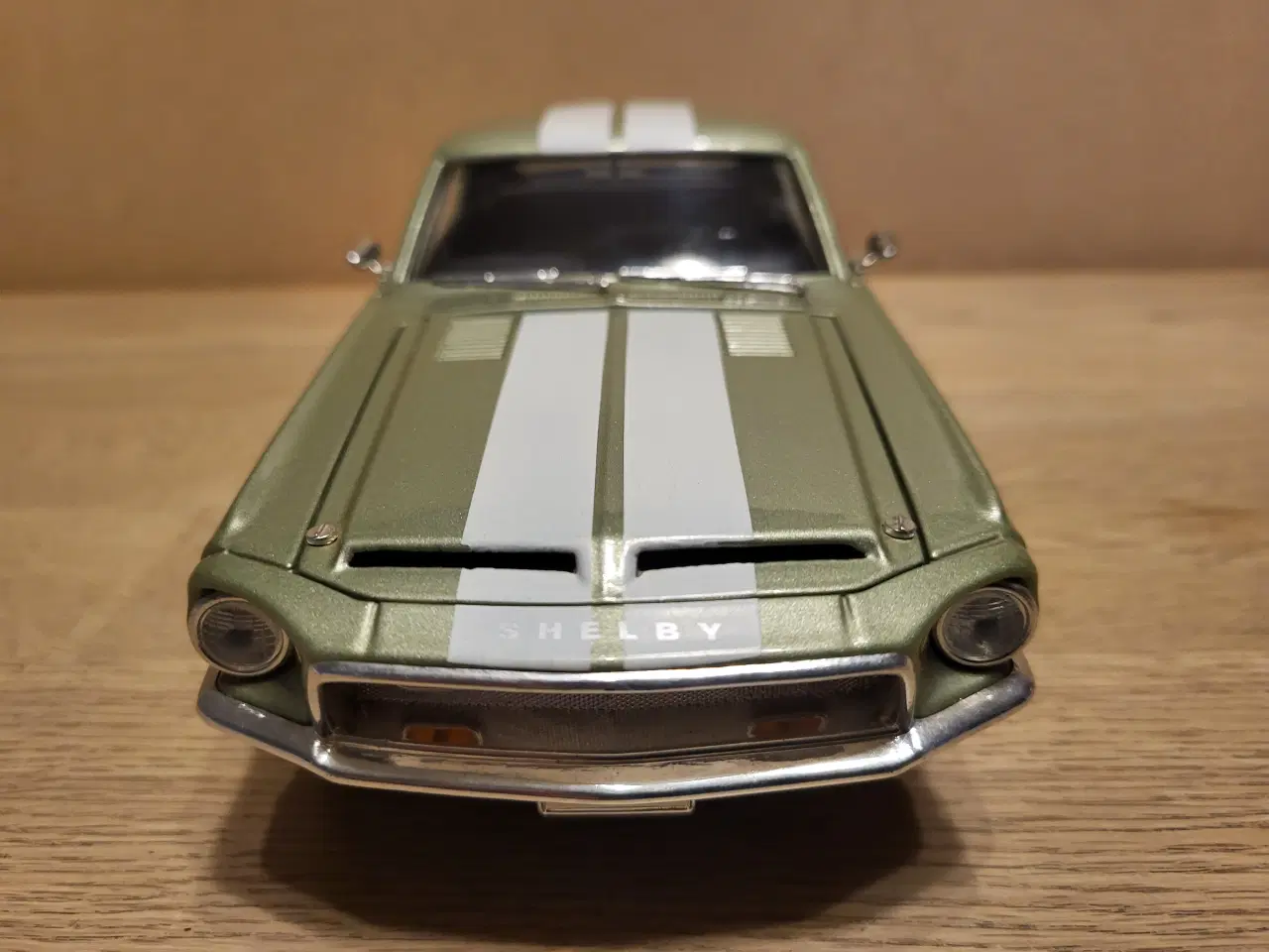 Billede 3 - Modelbil. Ford Mustang Shelby GT500 (1968) Skala 1