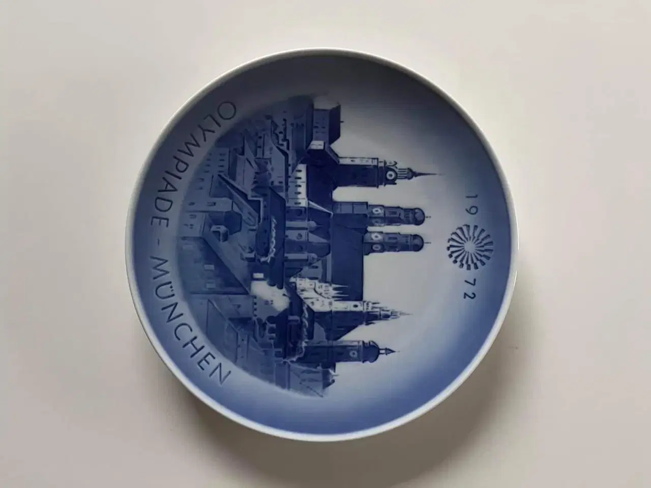Billede 3 - Platter fra Royal Copenhagen