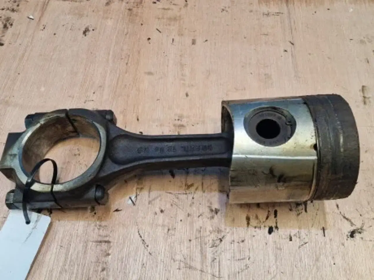 Billede 2 - Case 2188 Stempel A77773