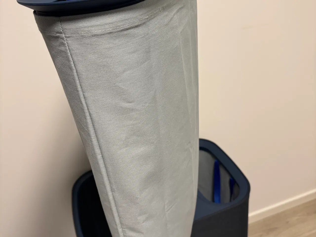 Billede 4 - Joseph Joseph vasketøjskurv med 3 rum