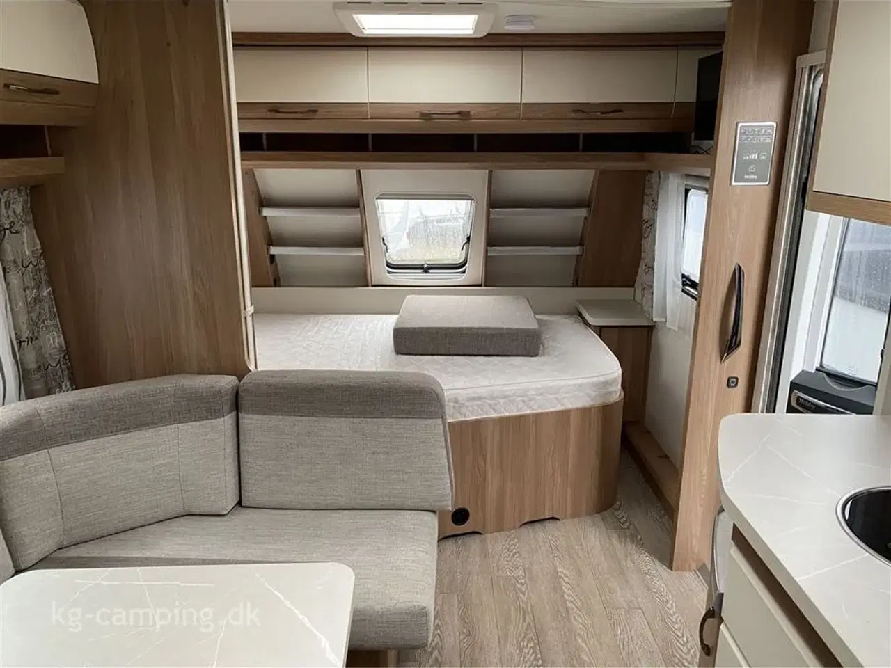 Billede 7 - 2020 - Hobby De Luxe 545 KMF   Velholdt 3-køjers vogn fra Hobby.