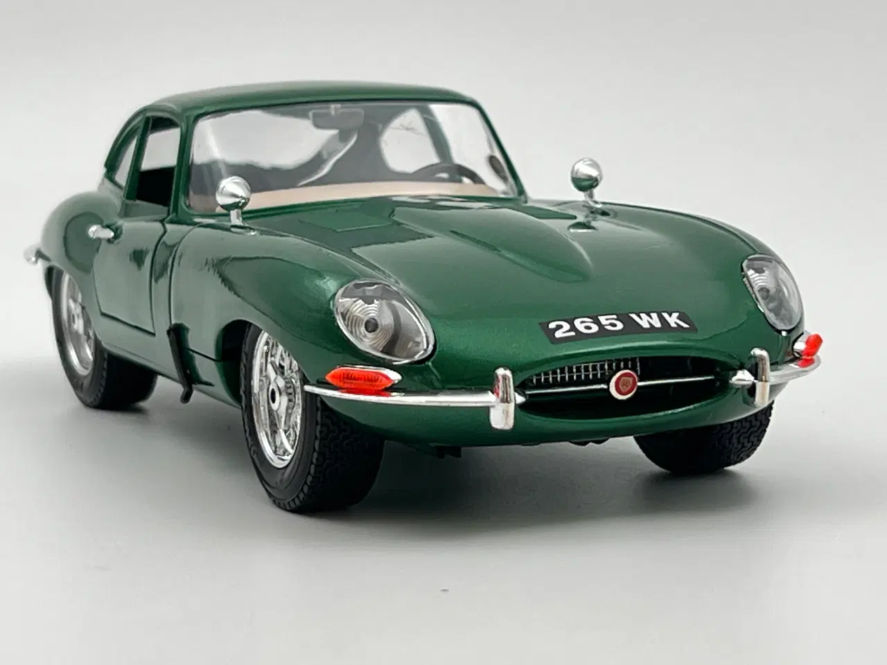 Billede 7 - 1961 Jaguar E-Type Coupe - 1:18