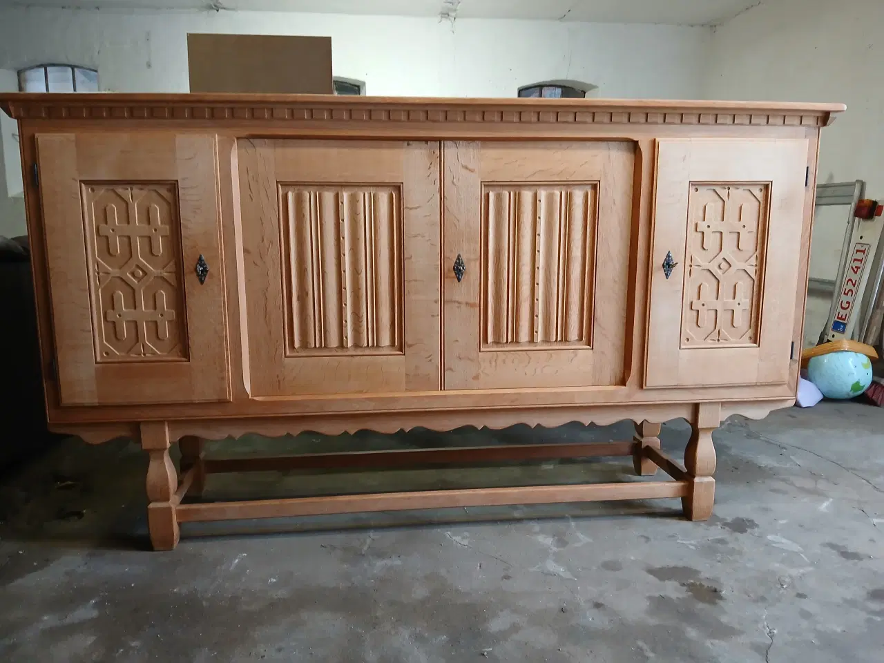 Billede 2 - Dæktøjsskab l Afsyret Eg