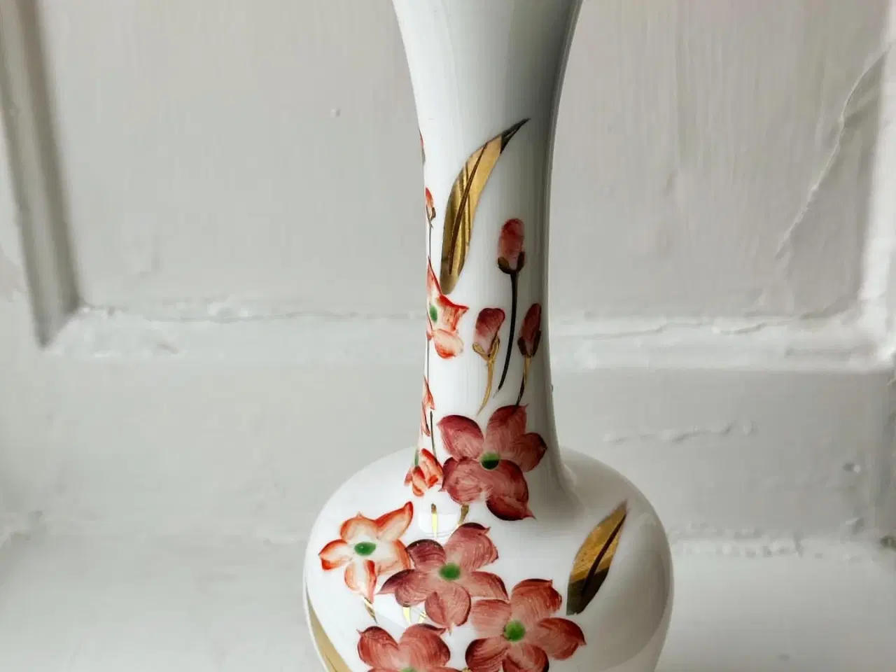 Billede 3 - Opalineglas m blomster og guld