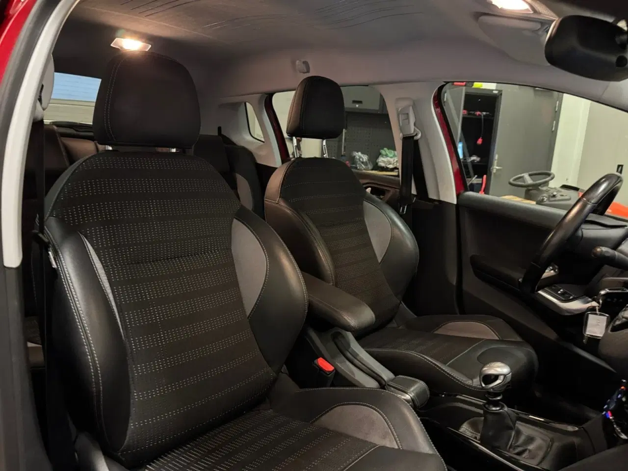 Billede 18 - Peugeot 2008 1,6 BlueHDi 120 Allure
