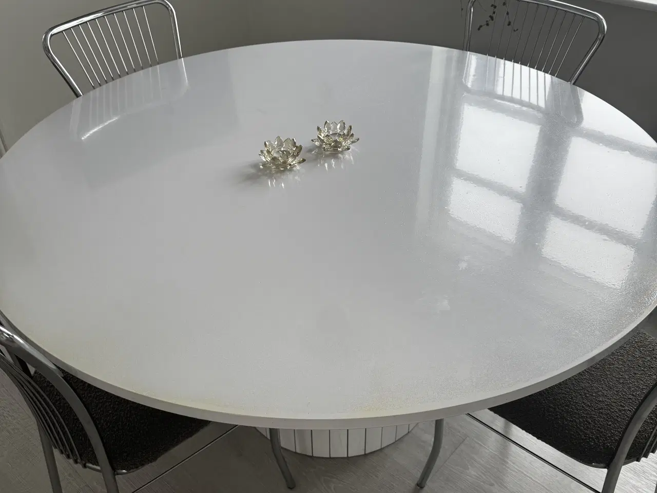 Billede 4 - Stort rundt spisebord