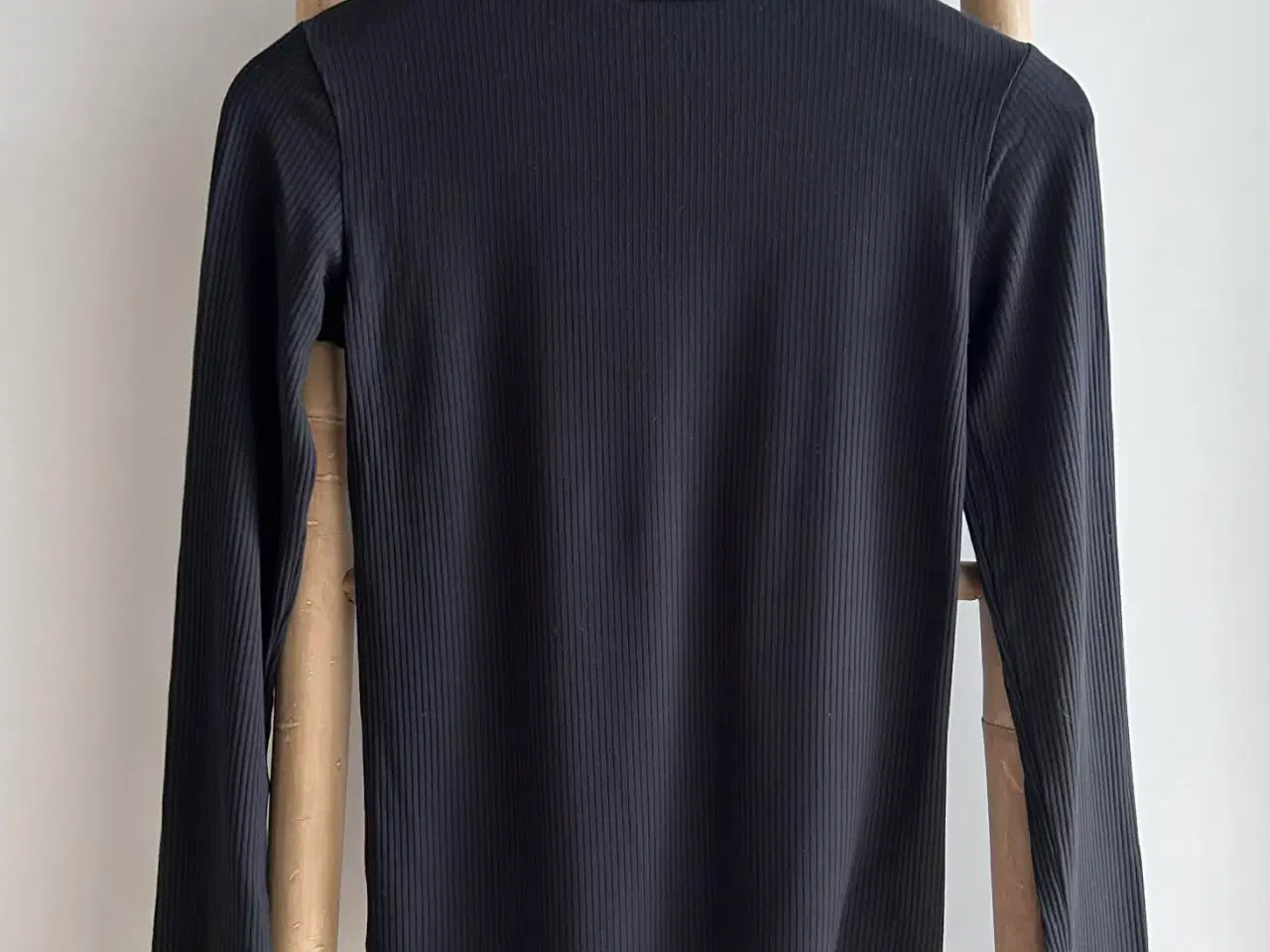 Billede 3 - VRS bluse, str. 158-164 / 12-14 år