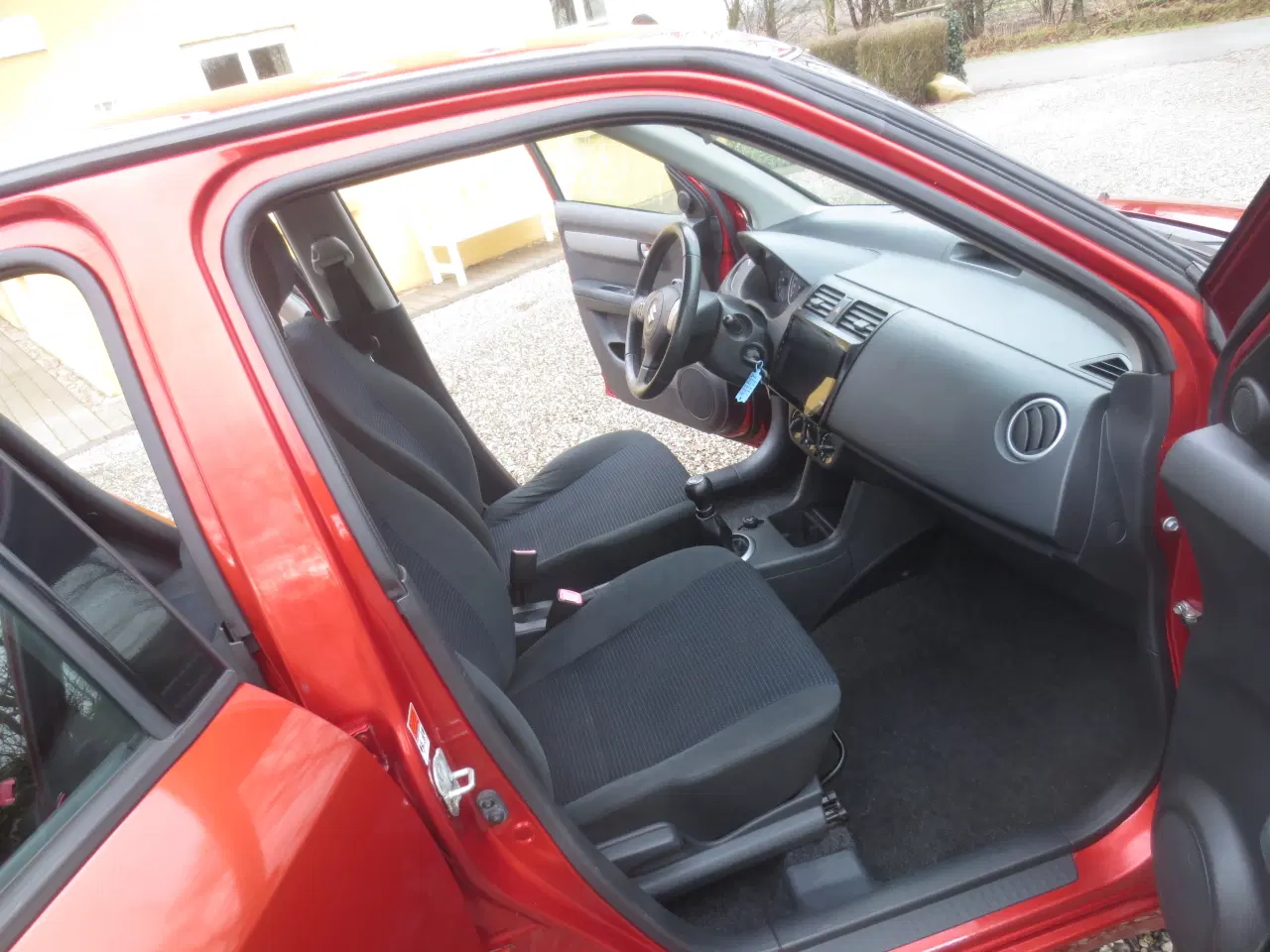 Billede 13 - Pæn Suzuki Swift 1.3 i Synet 2025. 