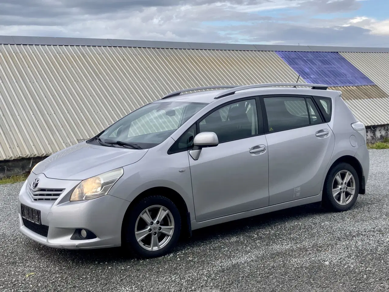 Billede 5 - Velholdt Toyota Sportsvan nysynet 