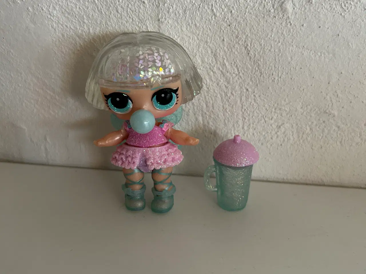 Billede 1 - L.O.L surprise dukke 