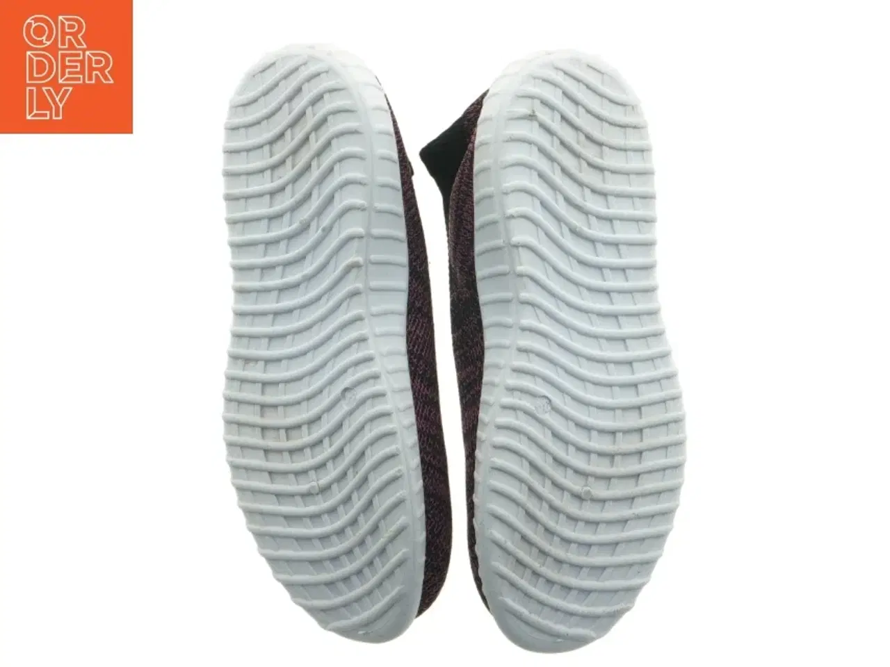 Billede 7 - Strikket sneakers (str. 34)