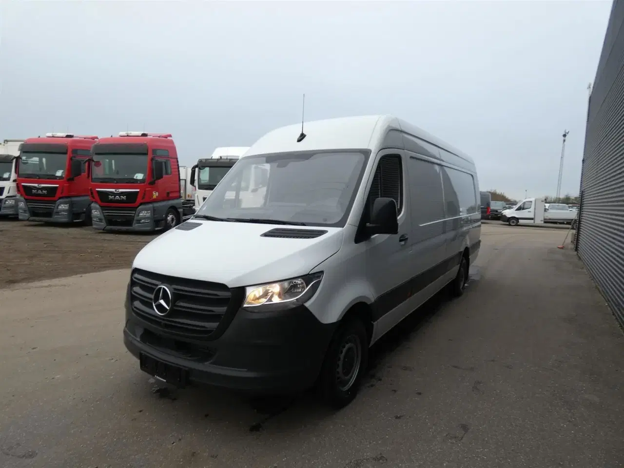 Billede 4 - Mercedes-Benz Sprinter 317 2,0 CDI A4 H2 RWD 9G-Tronic 170HK Van Aut.