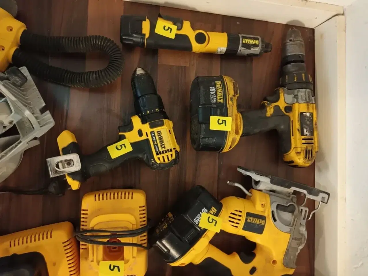 Billede 2 - 12-18V div. Maskiner ladere og batterier DEWALT