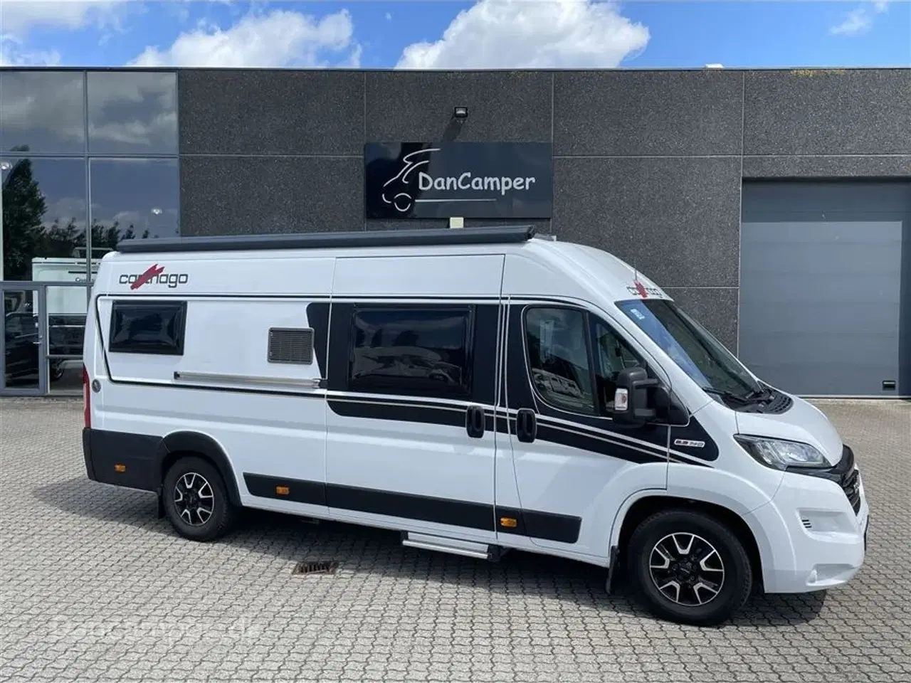 Billede 2 - 2020 - Carthago premium van 640 LE   Luksusvan, 140Hk   9-trins Automatgear, enkeltsenge, alufælge, navigation, træk