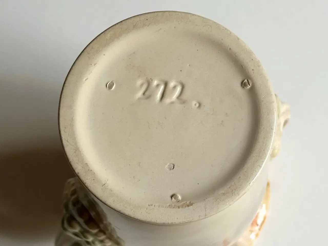 Billede 8 - Keramikvase, creme m pasteller