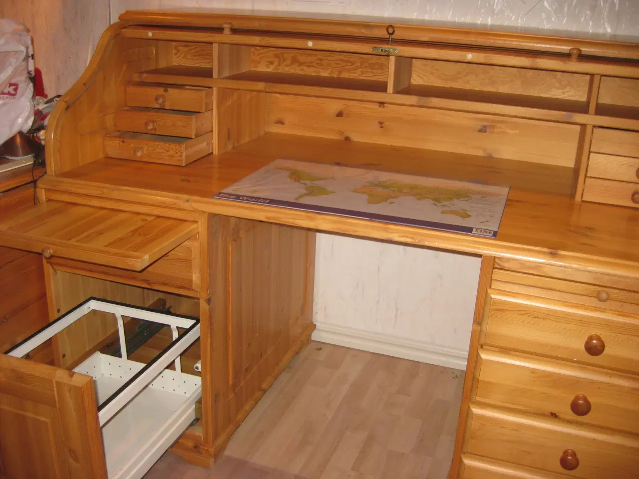 Billede 3 - Skrivebord, håndlavet