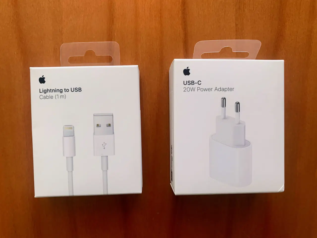 Billede 1 - Apple USB-C 20W Power Adapter, inkl Cable (1 m)