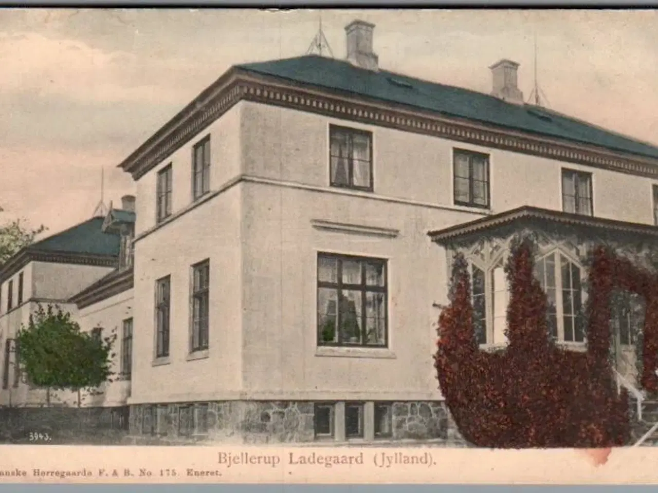 Billede 1 - Bjellerup Ladegaard (Jylland) - Danske Herregaarde F&B 175 - Postkort - Ubrugt