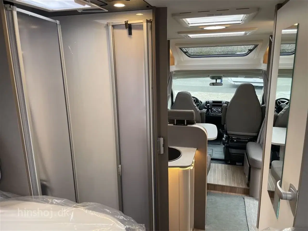 Billede 20 - 2025 - Etrusco T 7400 SB   Lækker Autocamper med Automatgear fra Hinshøj Caravan