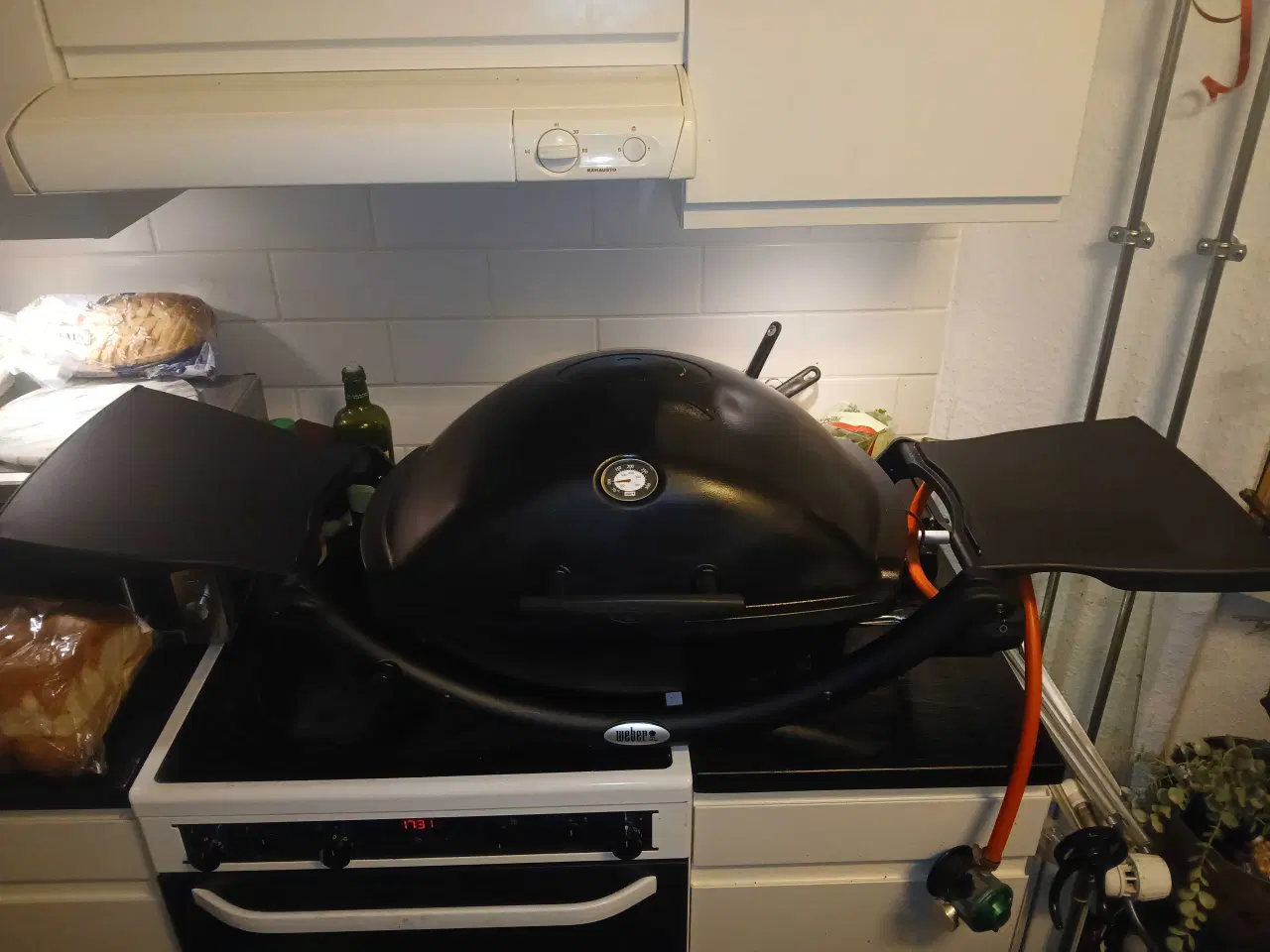 Billede 1 - Weber Q1200 Gasgrill
