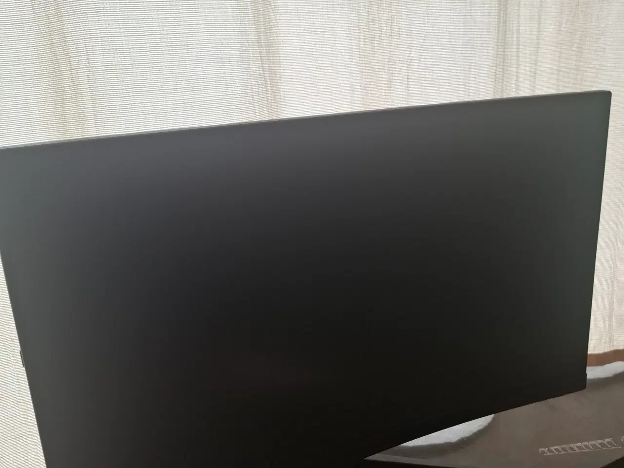 Billede 1 - MSI Optix MAG272C 27" 165 HZ buet gaming skærm