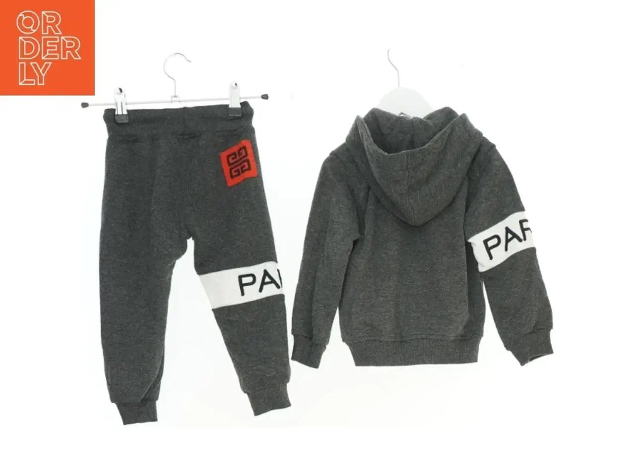Billede 2 - Joggingsæt (str. 92 cm)