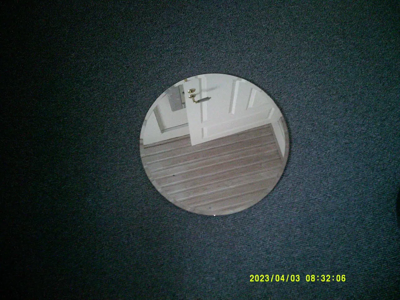 Billede 2 - RUNDE SPEJLE.