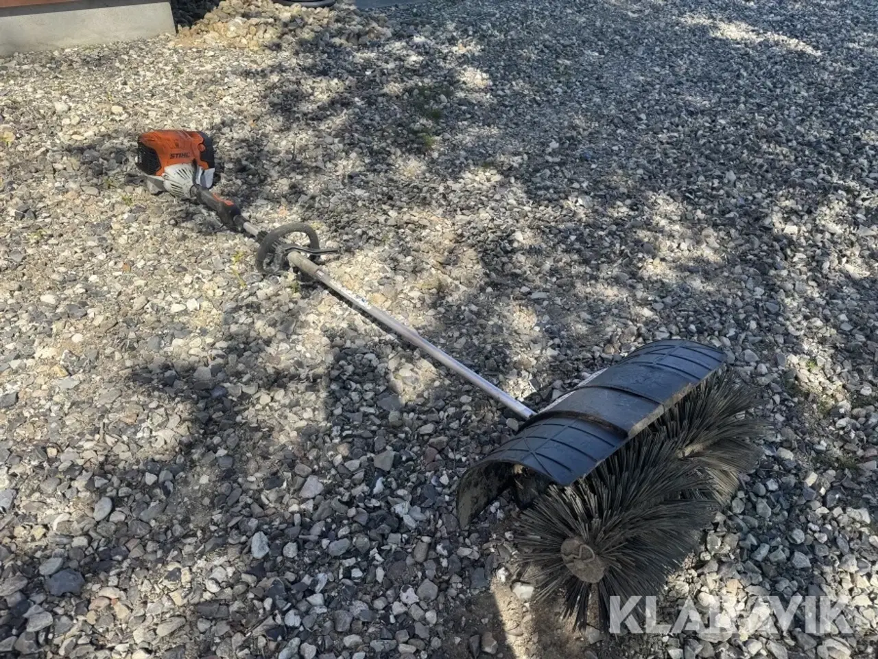 Billede 2 - Kombimaskine Stihl KM 131R med børstevalse