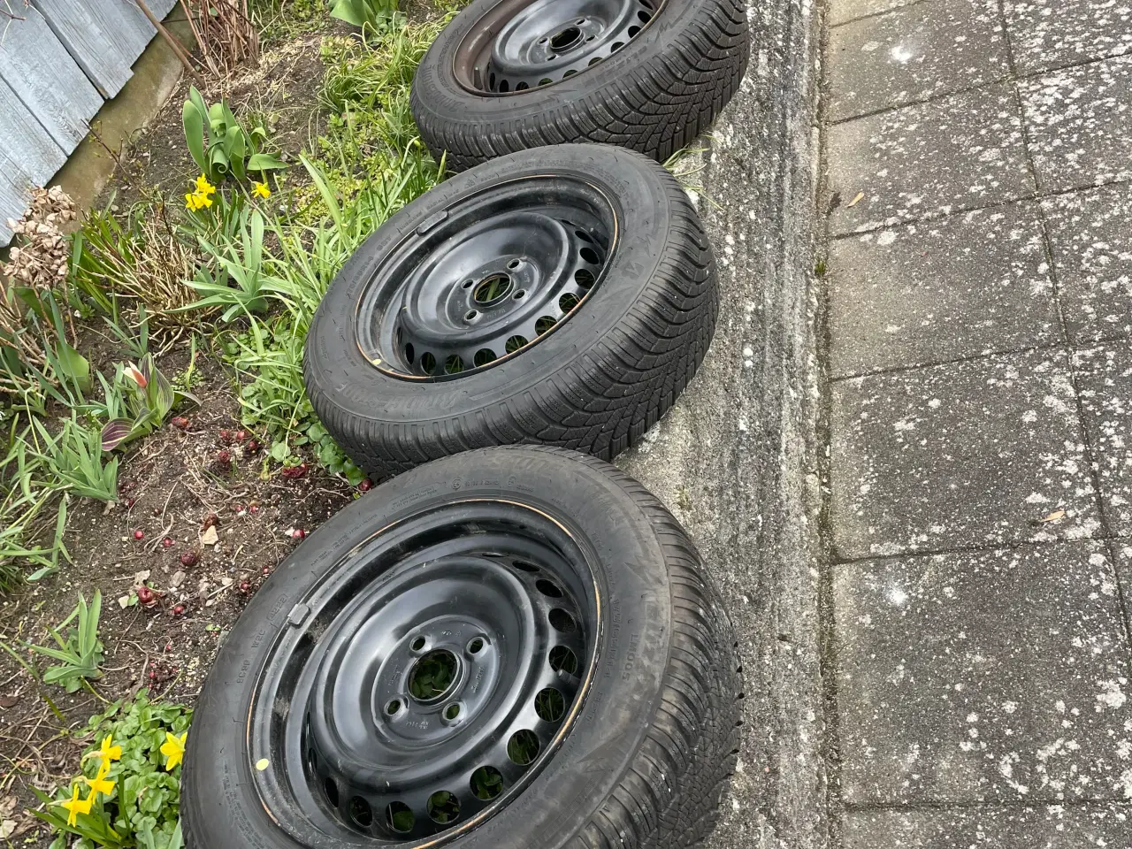 Billede 8 - Vinterdæk med fælge til Hyundai i10