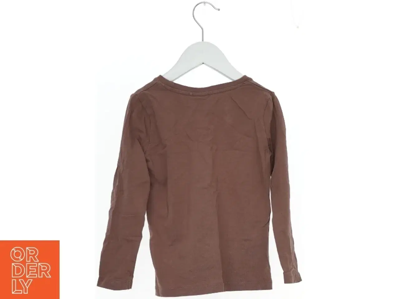Billede 2 - Langærmet brun bluse med fuglemotiv fra Name It (str. 110)