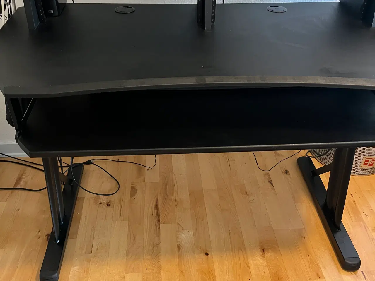 Billede 1 - Studiebord / arbejdsbord