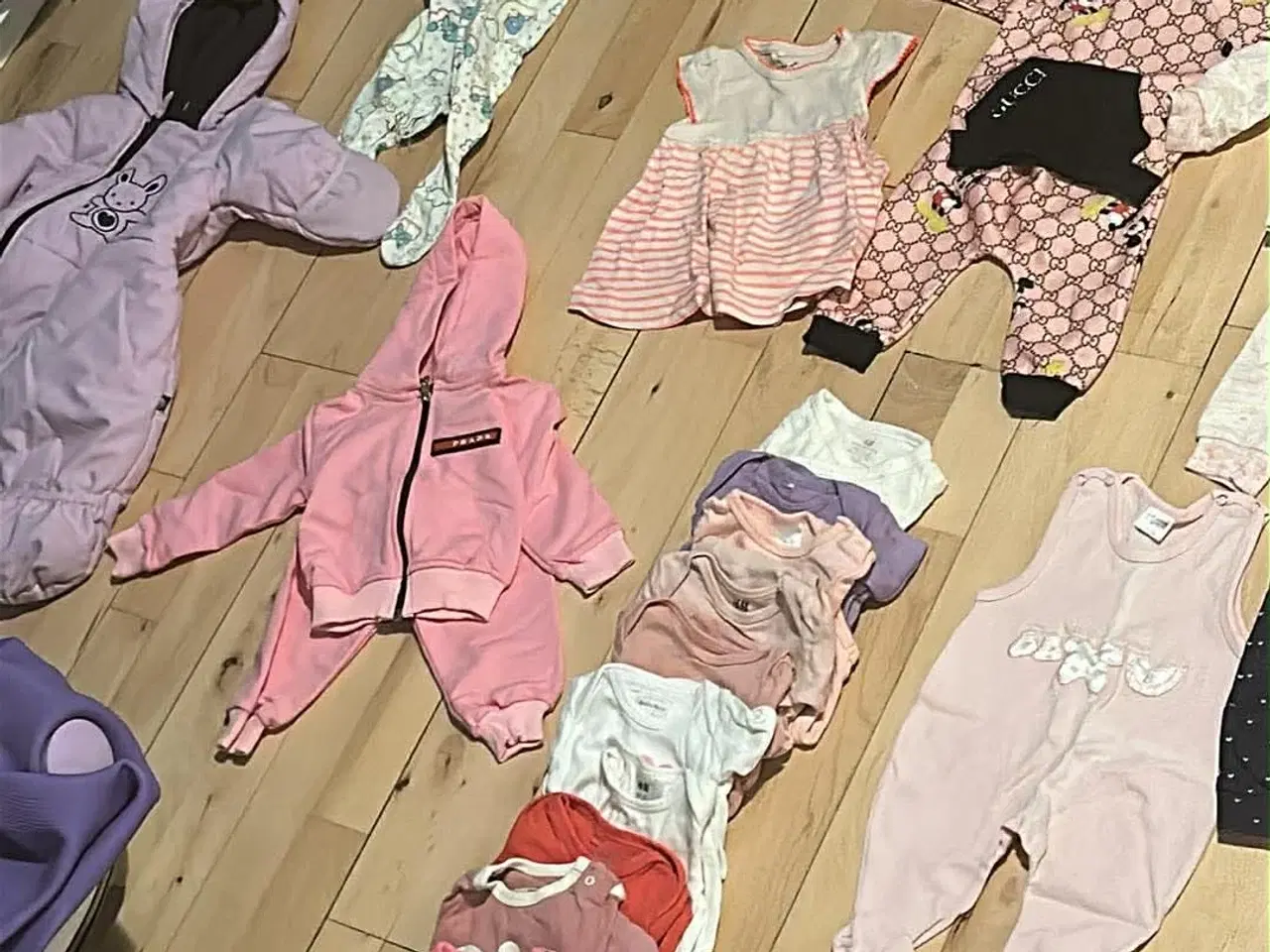 Billede 3 - Blandet tøj, i forskellige str. 