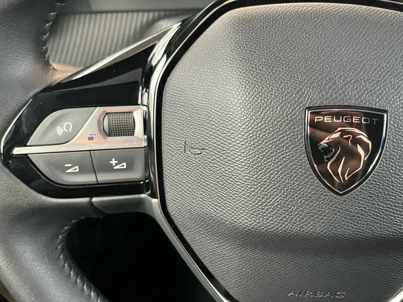 Billede 15 - Peugeot e-208 50 Style
