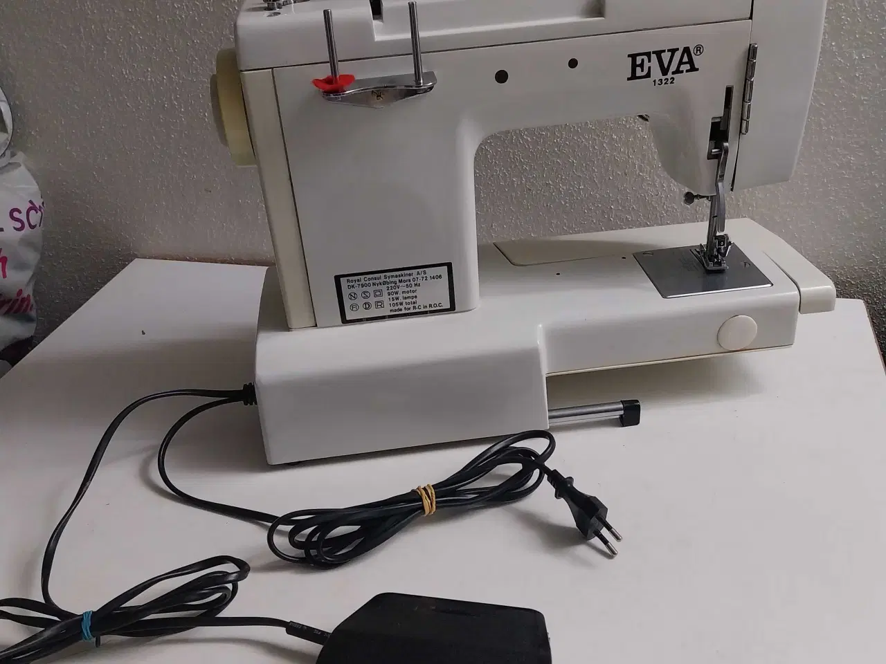 Billede 4 - Symaskine Eva 1322